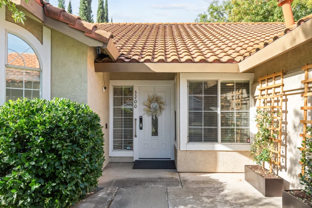 Aegis Senior Residence