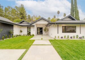 C.a.l.l.-Carmelita House