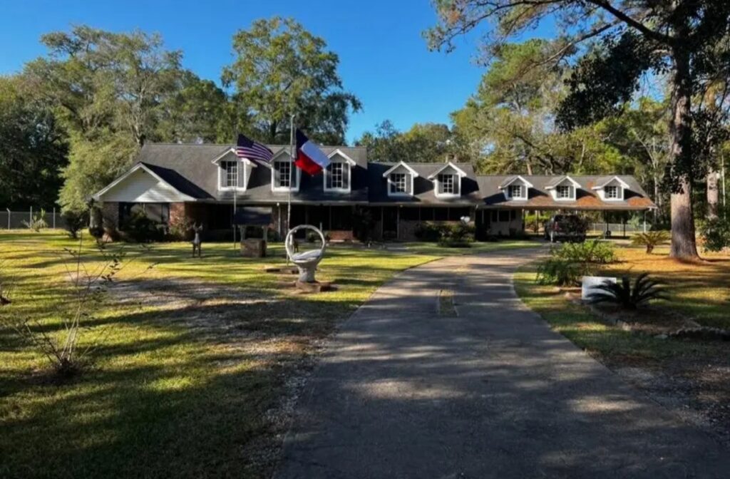 Dcb Grace House, Llc