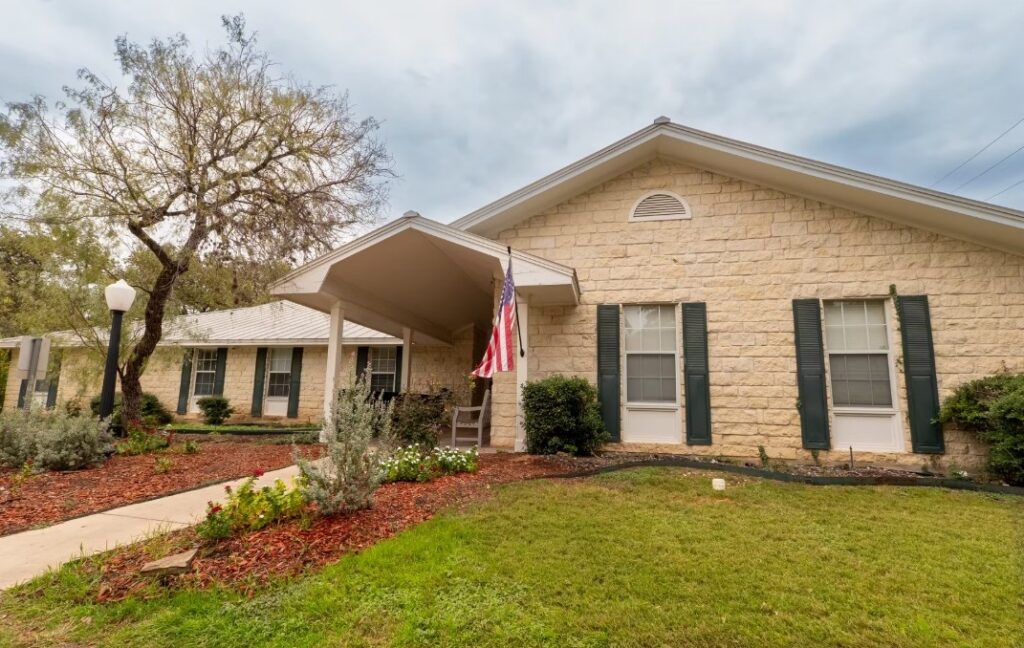 Gemstone Senior Living At Oakwell Llc