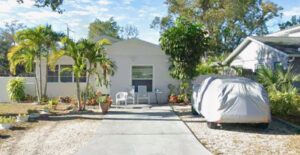 Golden Life Manor Oasis 2