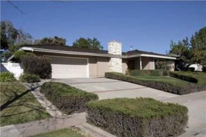 Las Estancias Assisted Care