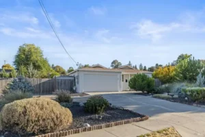 Martinez Guest Home Llc