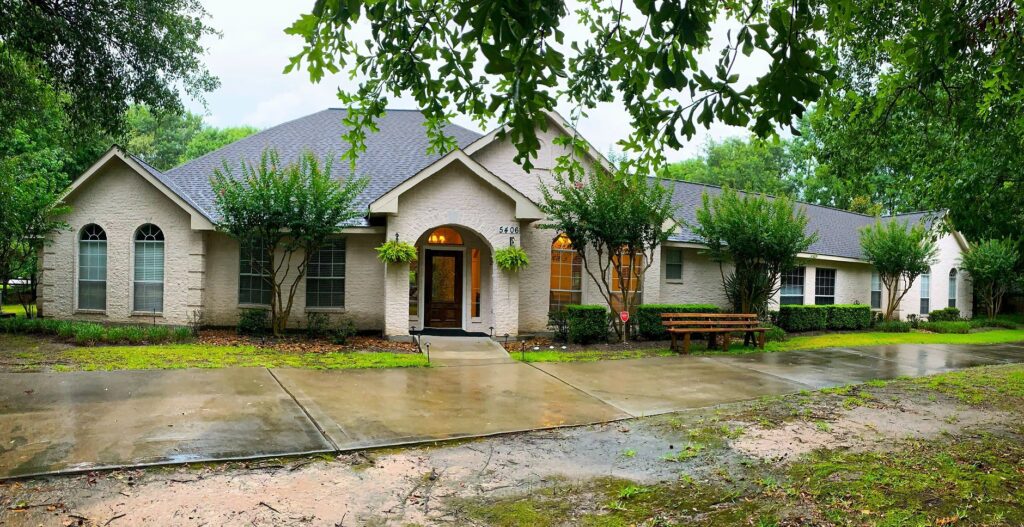 Valiente Senior Living