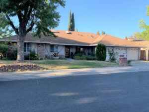 Wholesome Elderly On Kifisia