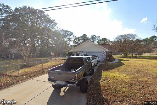 Eva - And - Erma's House