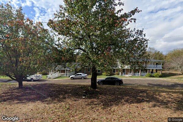 Young's, Loraine Pch