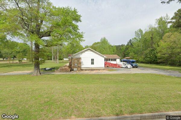 Clare House Living I