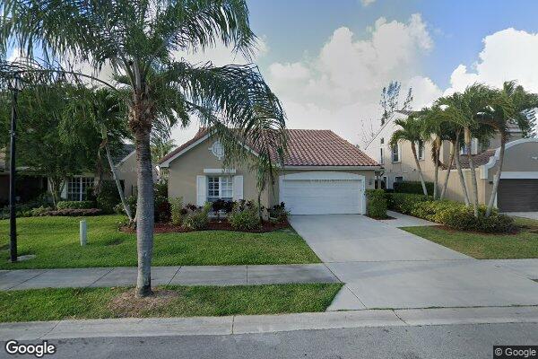 Royal Living At Coconut Creek Inc