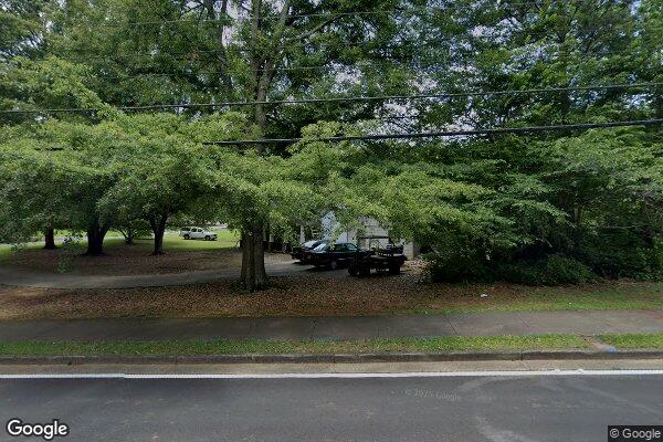 Christmas, Johnnie E Manor