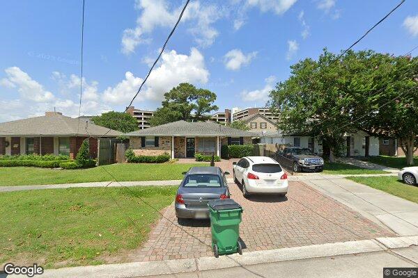 Lake Villa House-Level 1