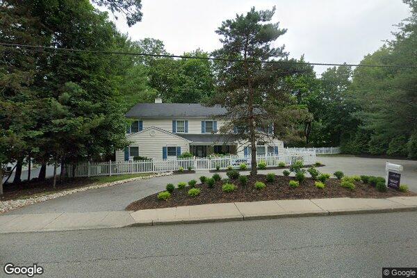 Fox Trail Memory Care Living Lake Street