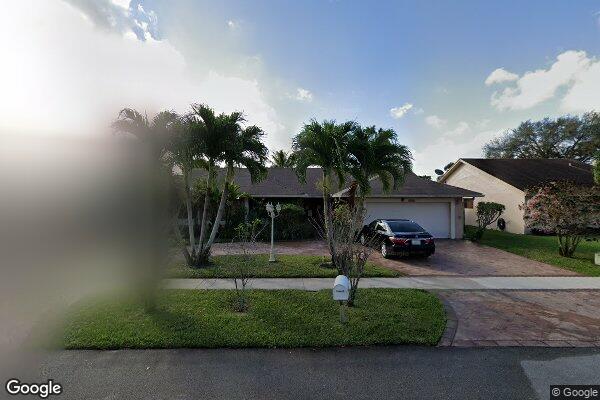 Lesly's Leisure Living Iii