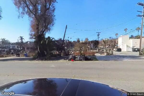 Palisades Villa, The