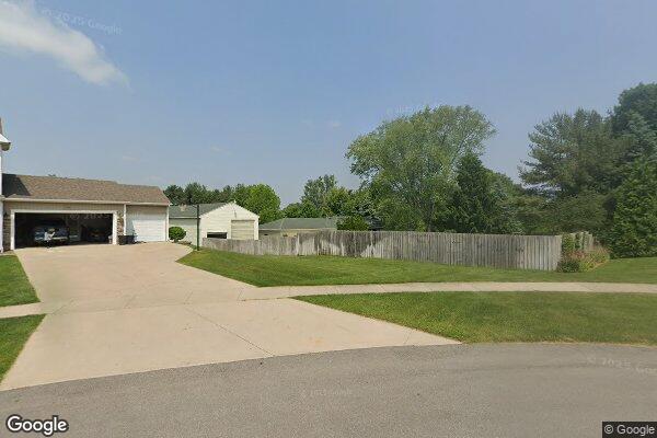 Platinum Living - Byron