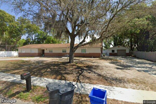 Living Well Community Llc